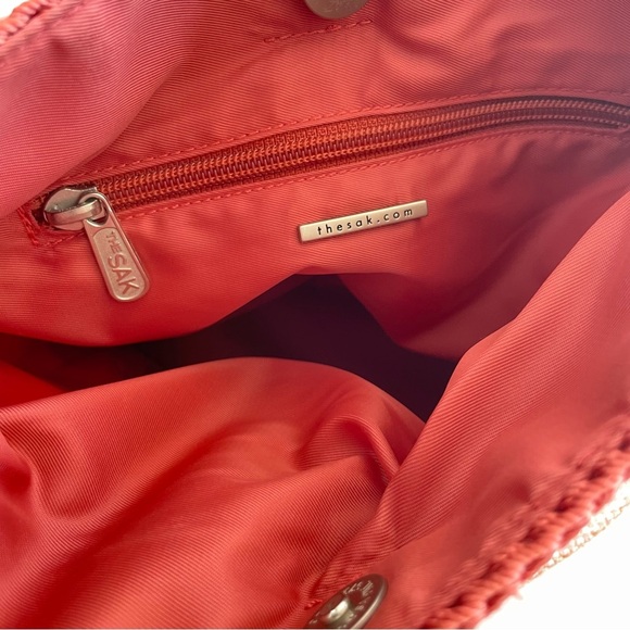 The Sak Crochet Shoulder Bag Pink Orange White Striped Hobo Purse - Picture 10 of 12